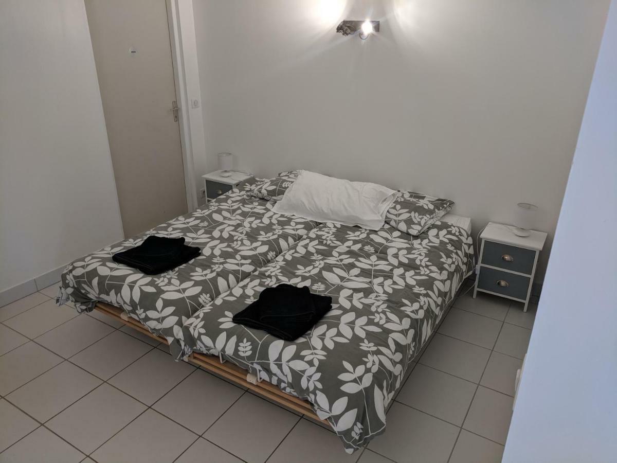 2 Person Apartment Ascain Bagian luar foto