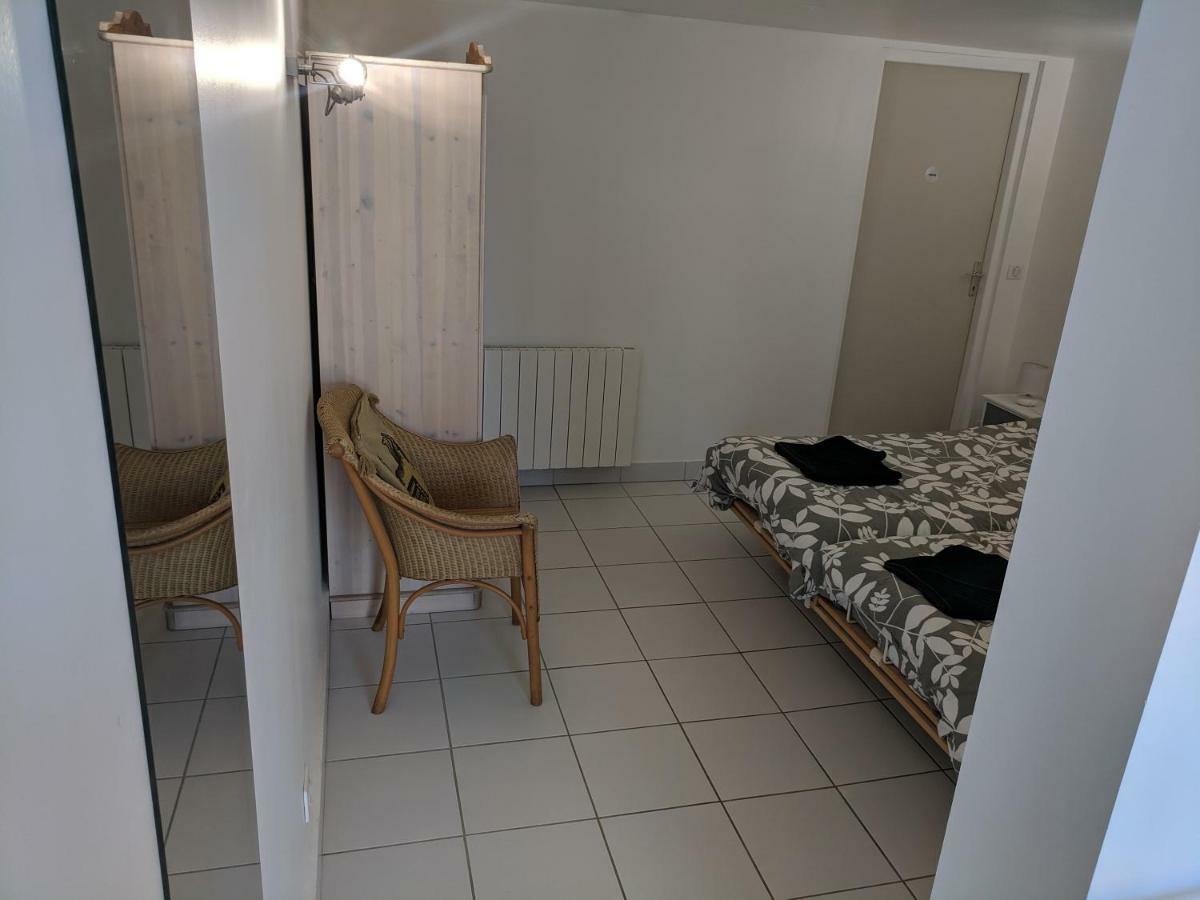 2 Person Apartment Ascain Bagian luar foto