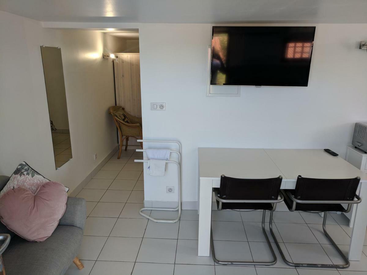 2 Person Apartment Ascain Bagian luar foto